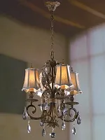 Люстра подвесная Блисс (Bliss) L54904.24 L'ARTE LUCE бежевая на 4 лампы, основание бронзовое в стиле классический Люстра подвесная Блисс (Bliss) L54904.24 L'ARTE LUCE бежевая на 4 лампы, основание бронзовое в стиле классический